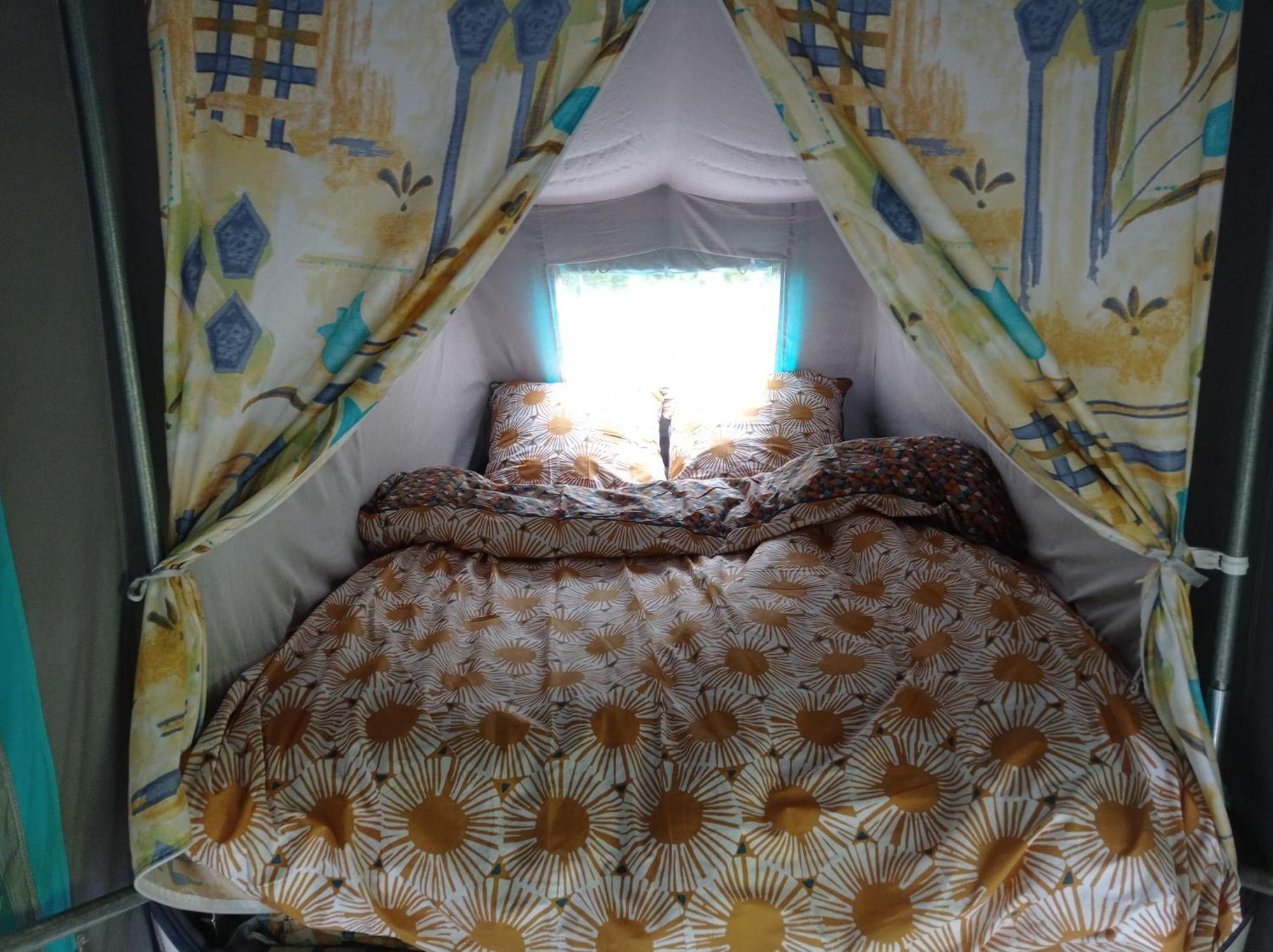 Chez Tombivouac Villa Pierrefonds Bagian luar foto